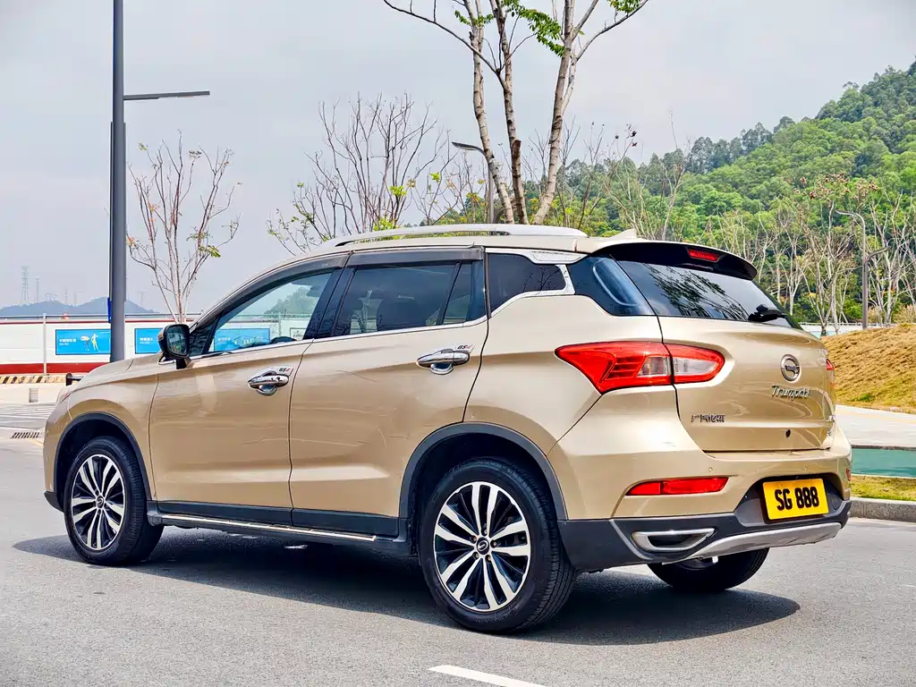 GAC Motor Trumpchi GS4 2017 — фото 9