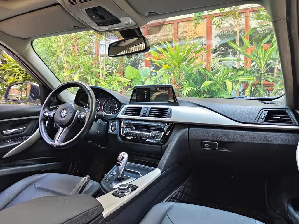 BMW 3 Series 2015 — фото 17