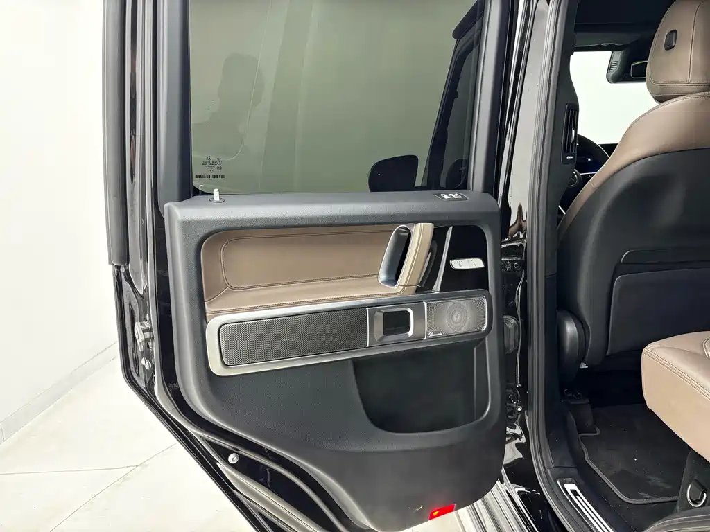 Mercedes-Benz G-Class 2025 — фото 22