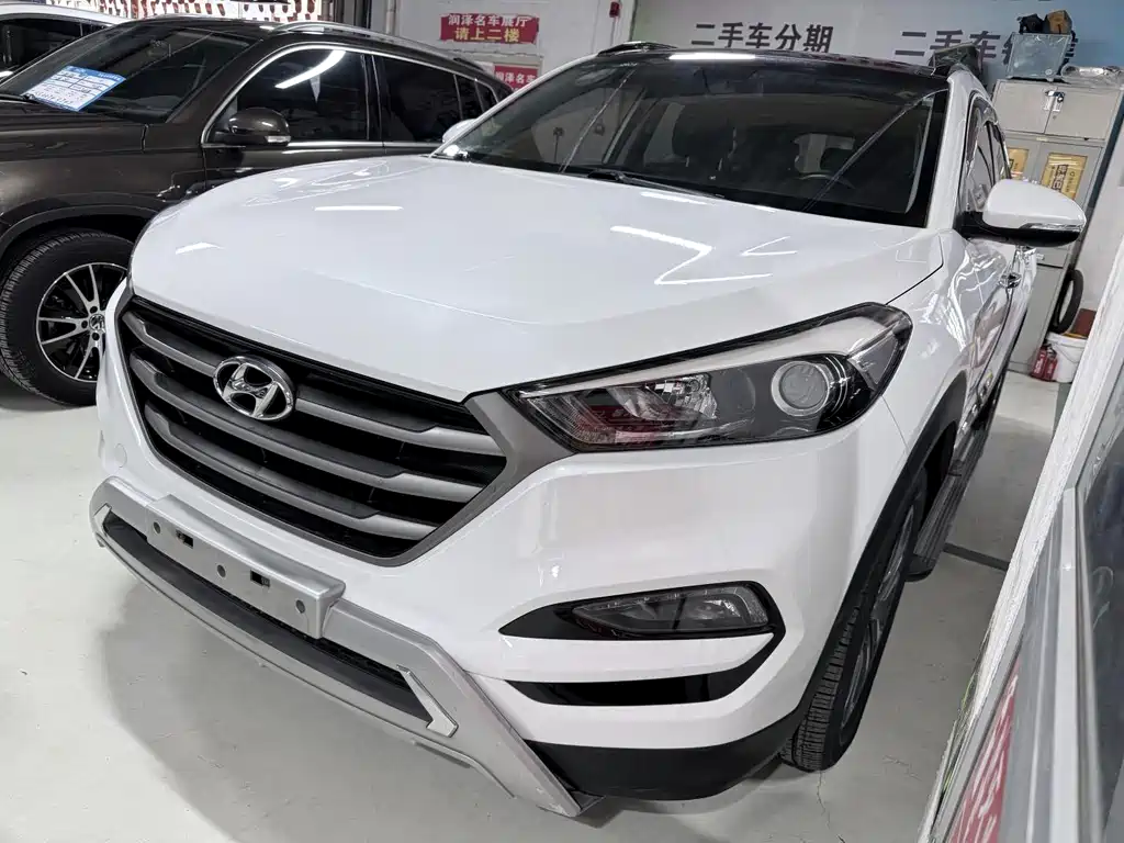 Hyundai Tucson 2016 — фото 1