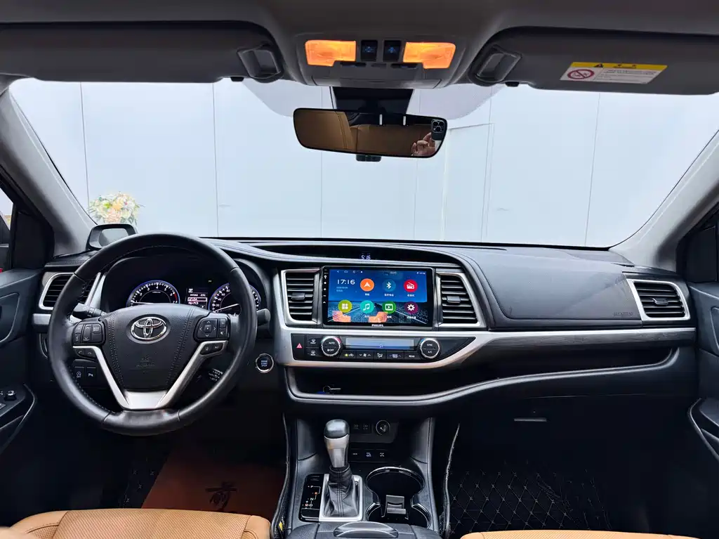 Toyota Highlander 2020 — фото 19