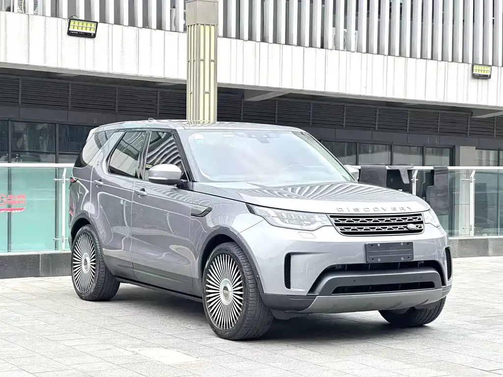 Land Rover Discovery 2019 — фото 3