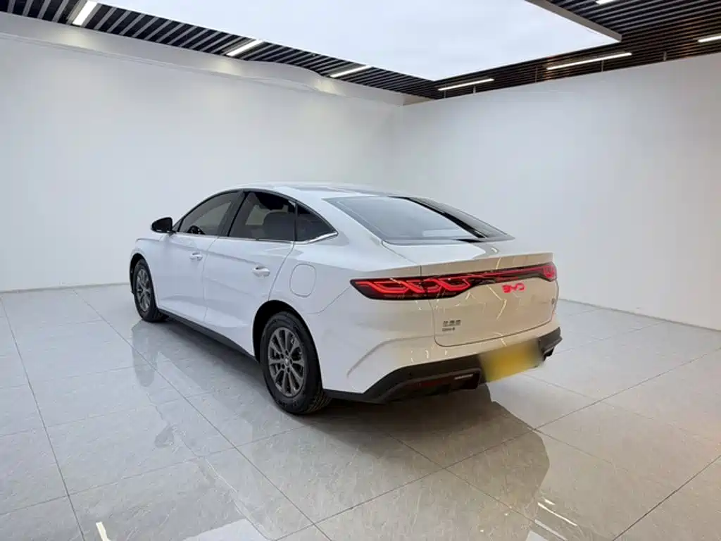 BYD Qin L 2025 — фото 13