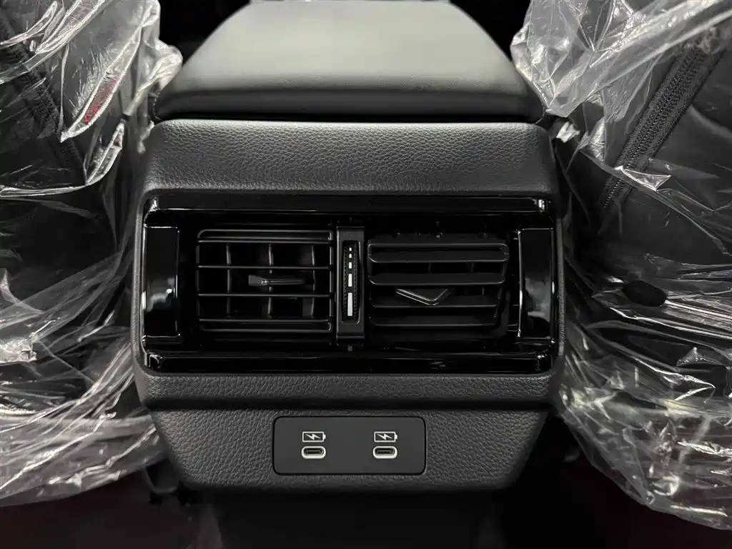 Honda Accord New Energy 2024 — фото 11