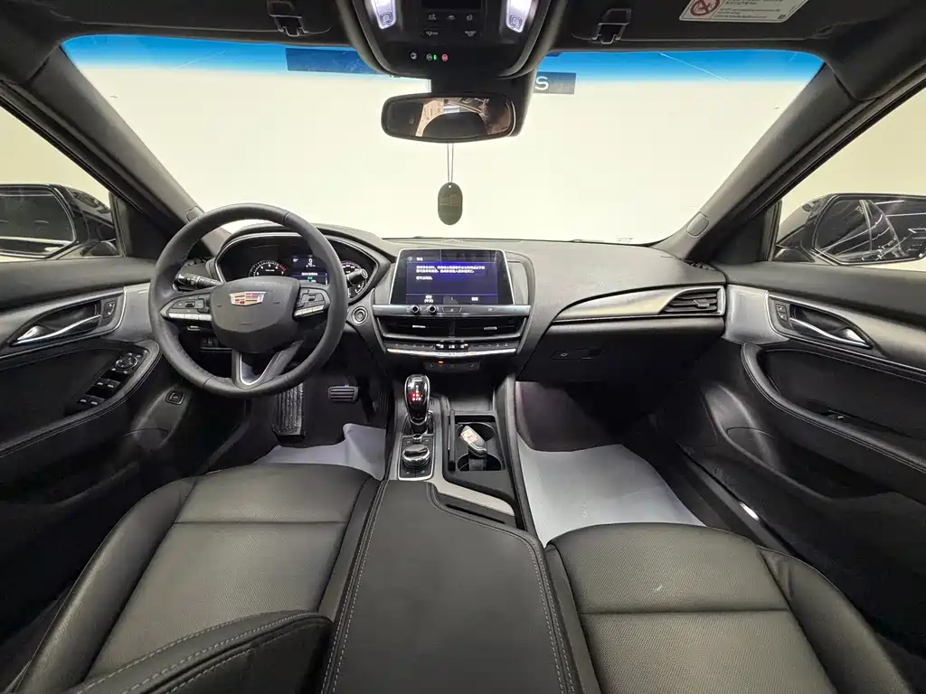 Cadillac CT5 2021 — фото 12