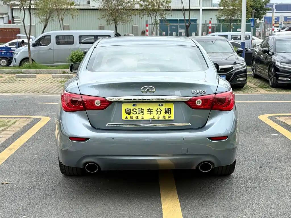 Infiniti Q50 2015 — фото 8