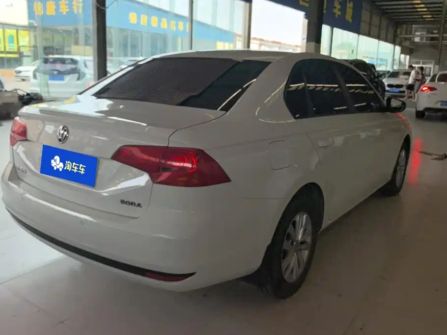 Volkswagen Bora 2016