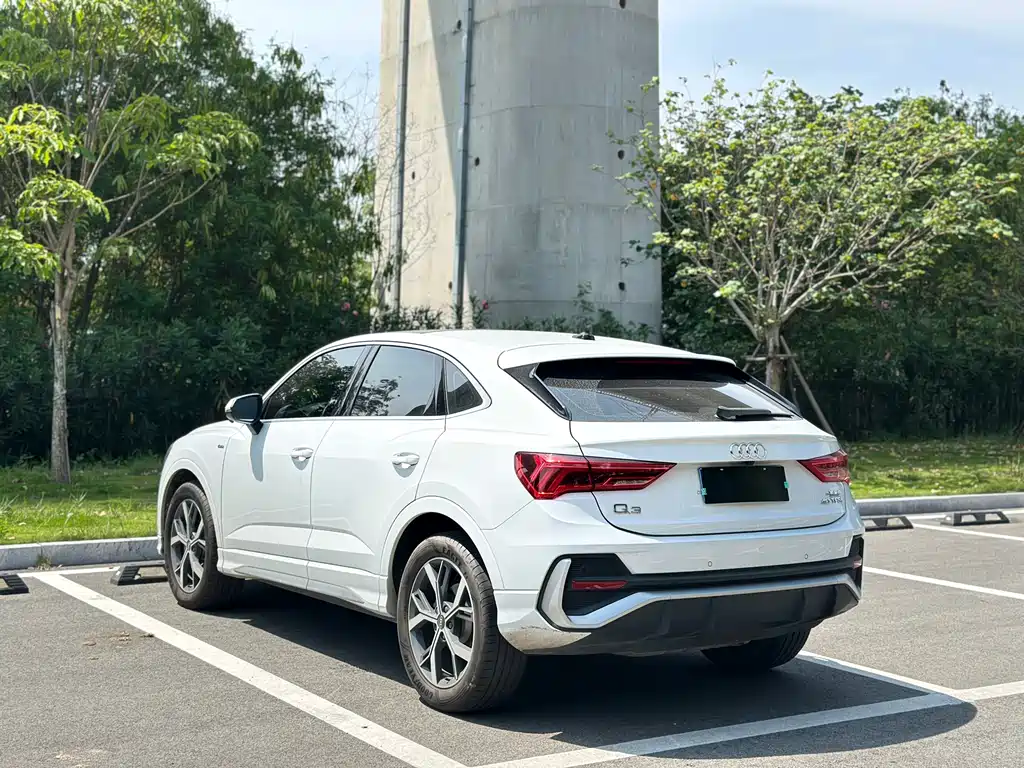 Audi Q3 Sportback 2021 — фото 4