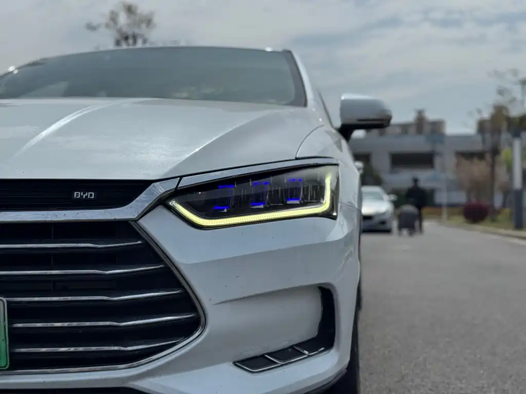 BYD Qin Pro NEV 2020 — фото 7