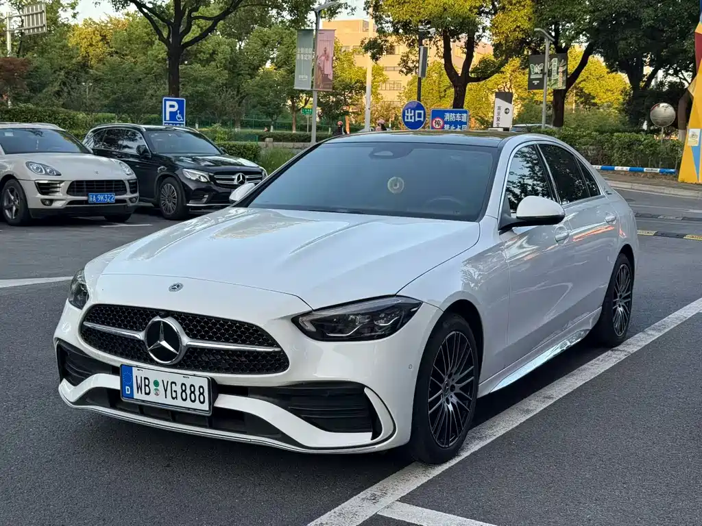 Mercedes-Benz C-Class 2023