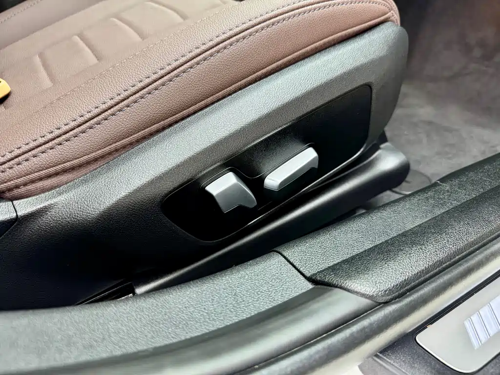 BMW 3 Series 2021 — фото 17