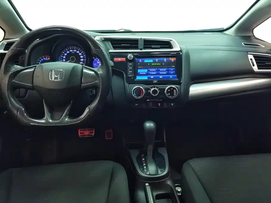 Honda Fit 2017 — фото 12