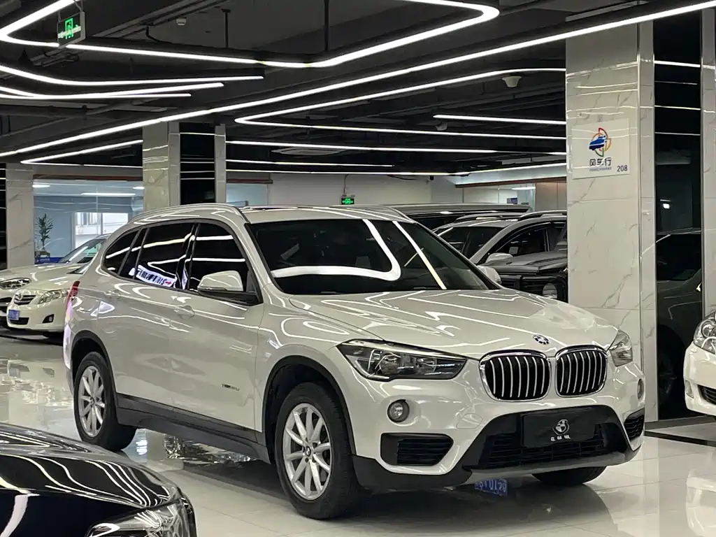 BMW X1 2017 — фото 3