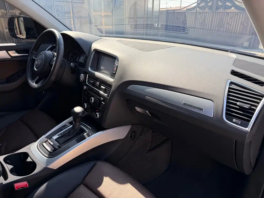 Audi Q5 2016 — фото 23