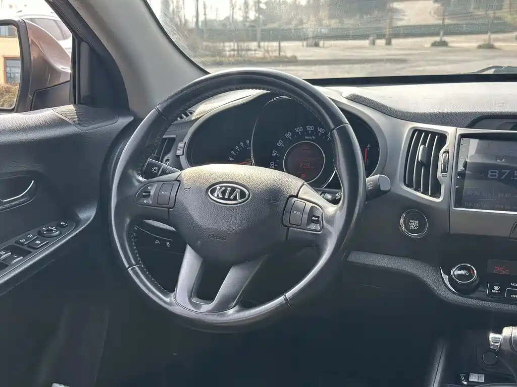 Kia Sportage 2013 — фото 7