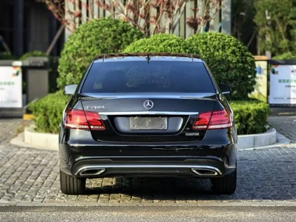 Mercedes-Benz E-Class 2016