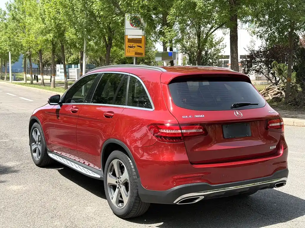 Mercedes-Benz GLC 2017 — фото 7