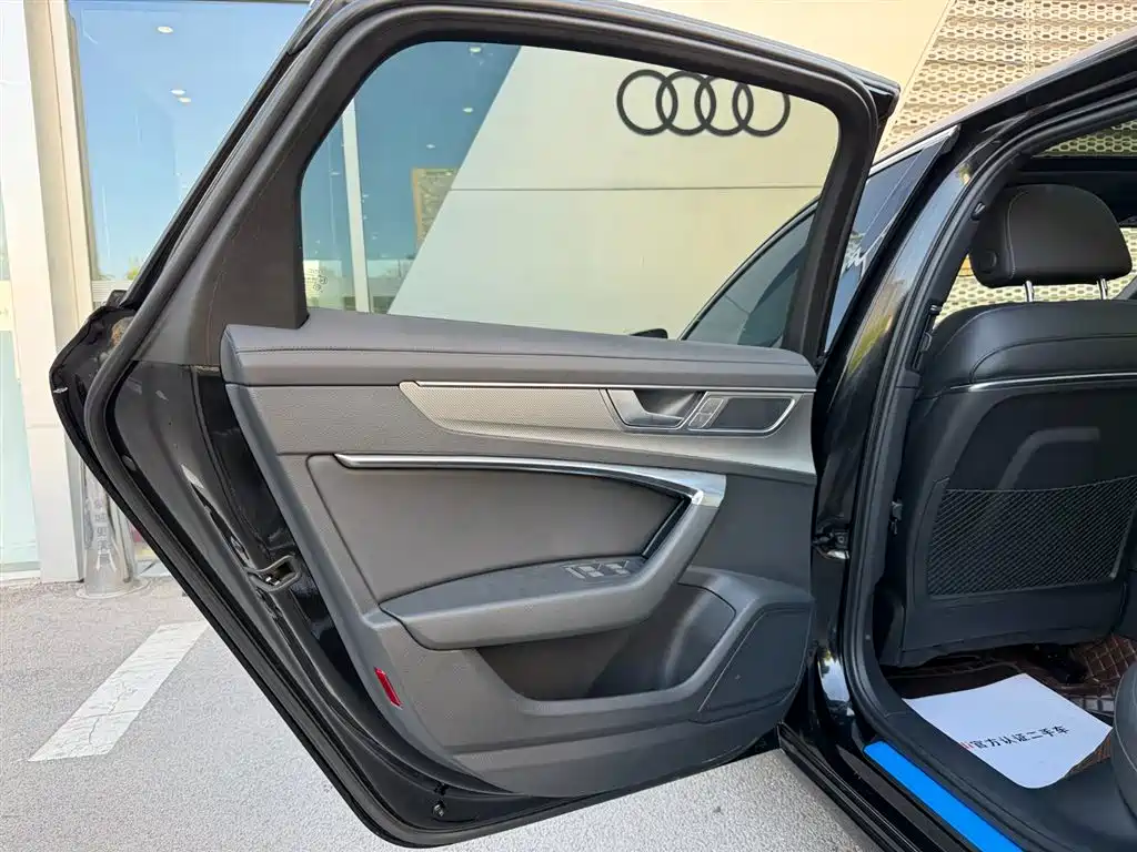 Audi A6L 2023 — фото 6