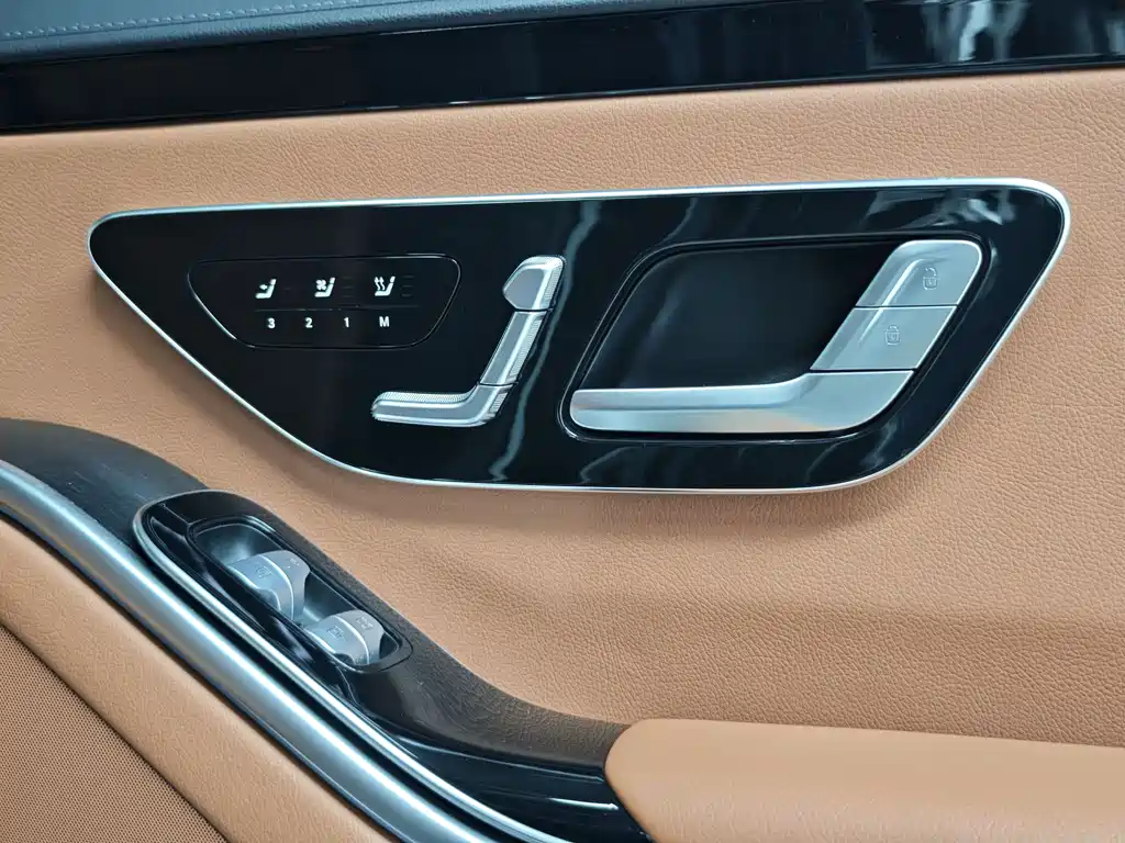 Mercedes-Benz S-Class 2023 — фото 11