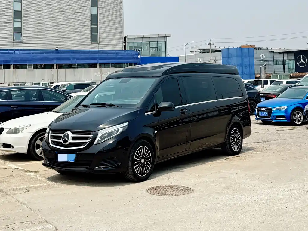 Mercedes-Benz Vito 2018 — фото 1