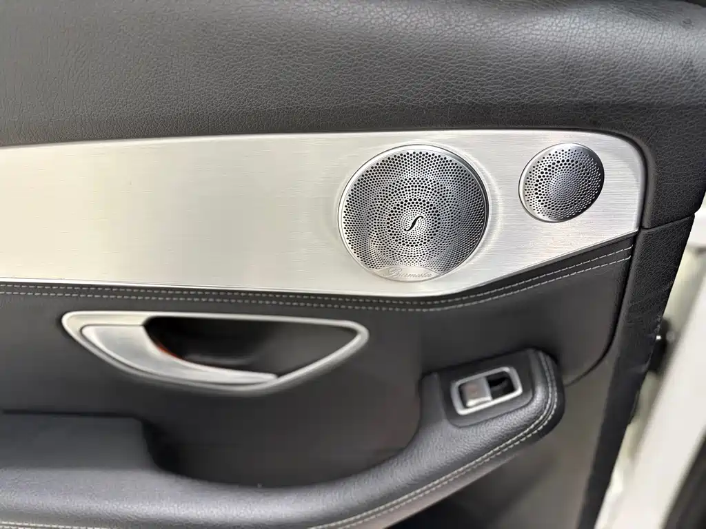 Mercedes-Benz C-Class 2017 — фото 21