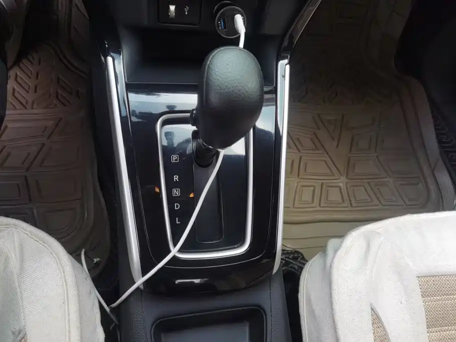 Nissan Sylphy 2019 — фото 16