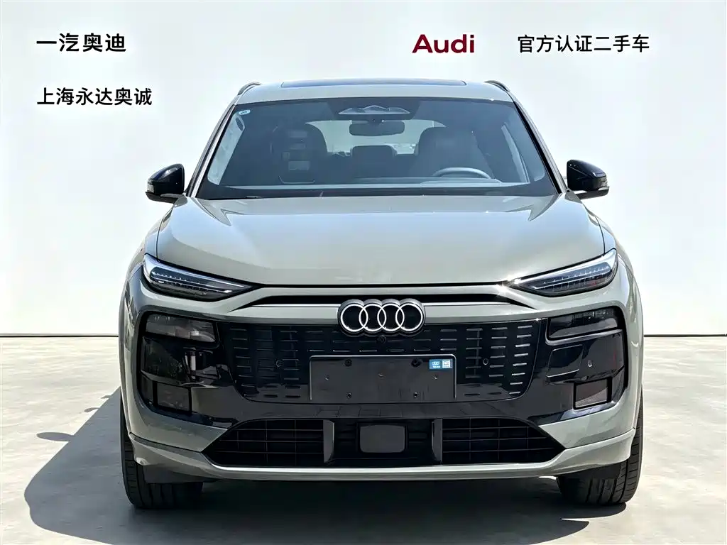 Audi Q6L e-tron — фото 2