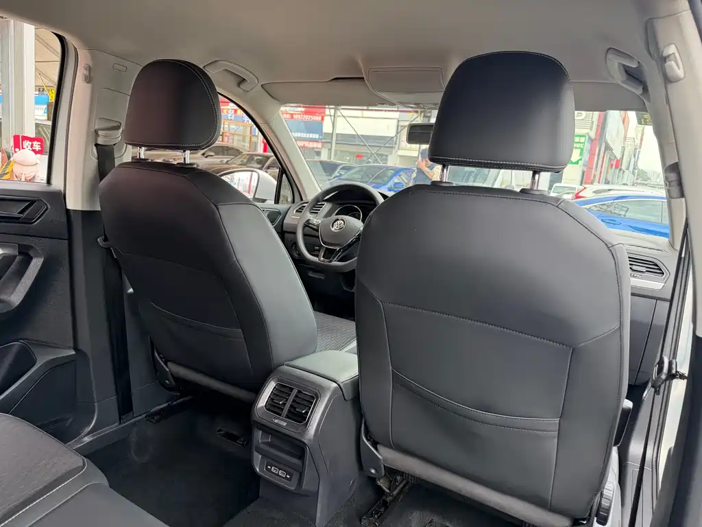 Volkswagen Tiguan L 2019 — фото 19