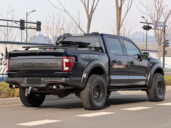 Ford F-150 Raptor 2023