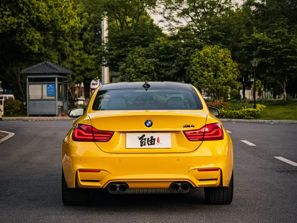 BMW M4 2017 — фото 4