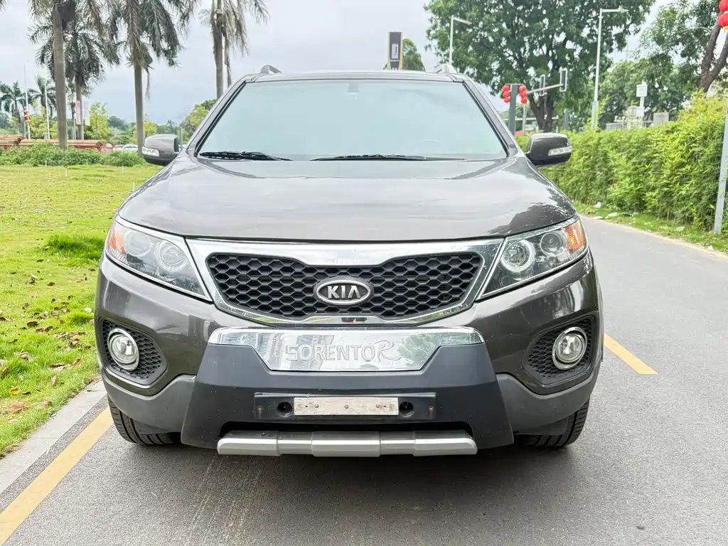 Kia Sorento 2012 — фото 2