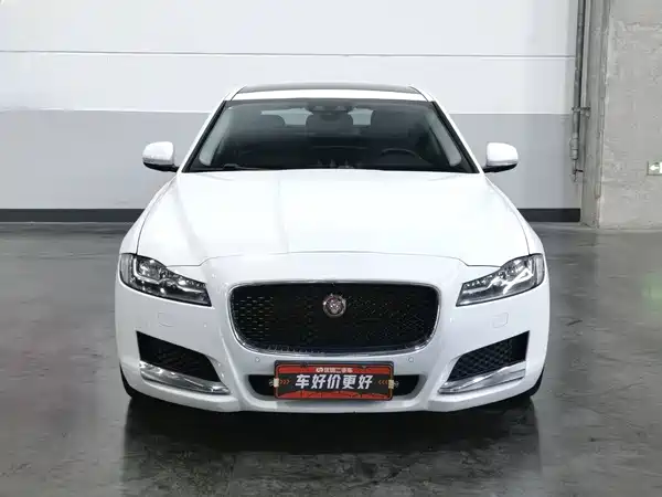 Jaguar XFL 2018