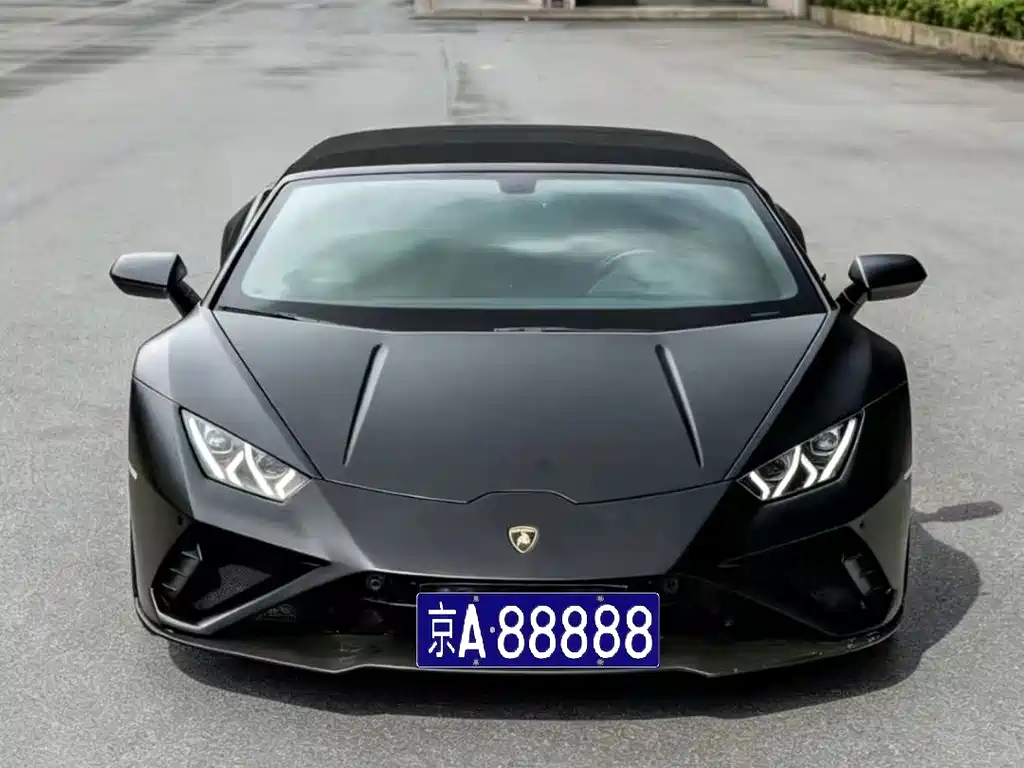 Lamborghini Huracán 2021