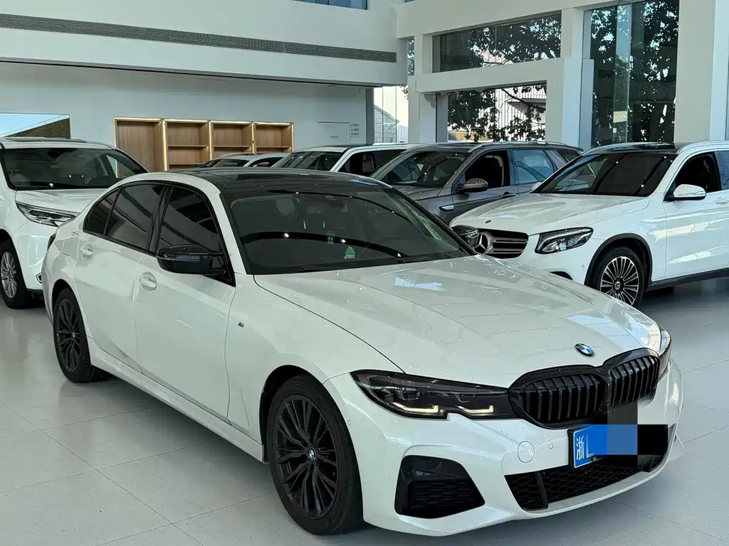 BMW 3 Series 2020