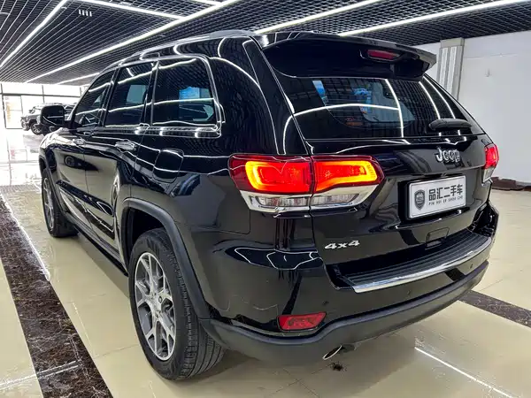Jeep Grand Cherokee 2020