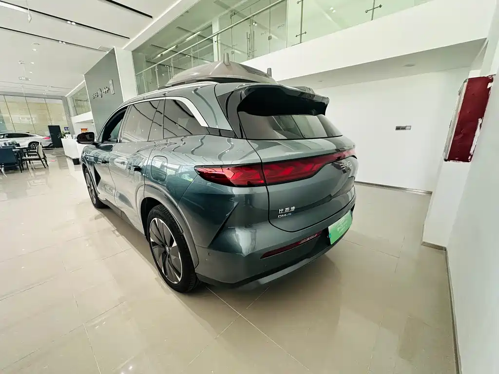 BYD Tang L 2025