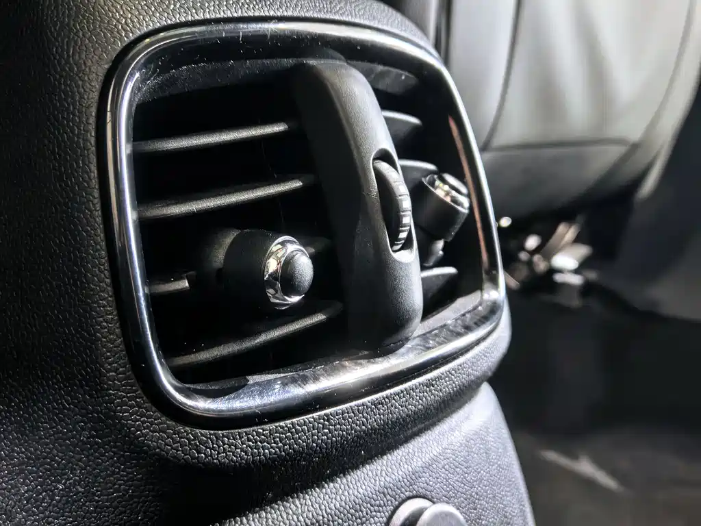 MINI Countryman 2017 — фото 16