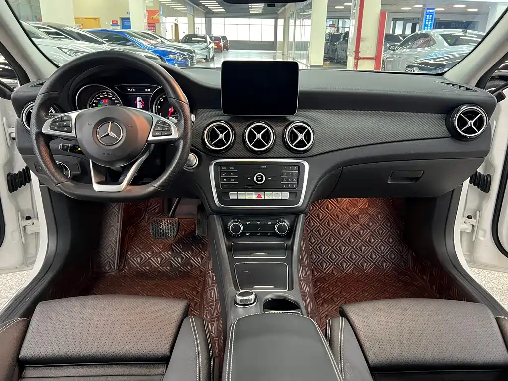 Mercedes-Benz GLA 2019 — фото 6