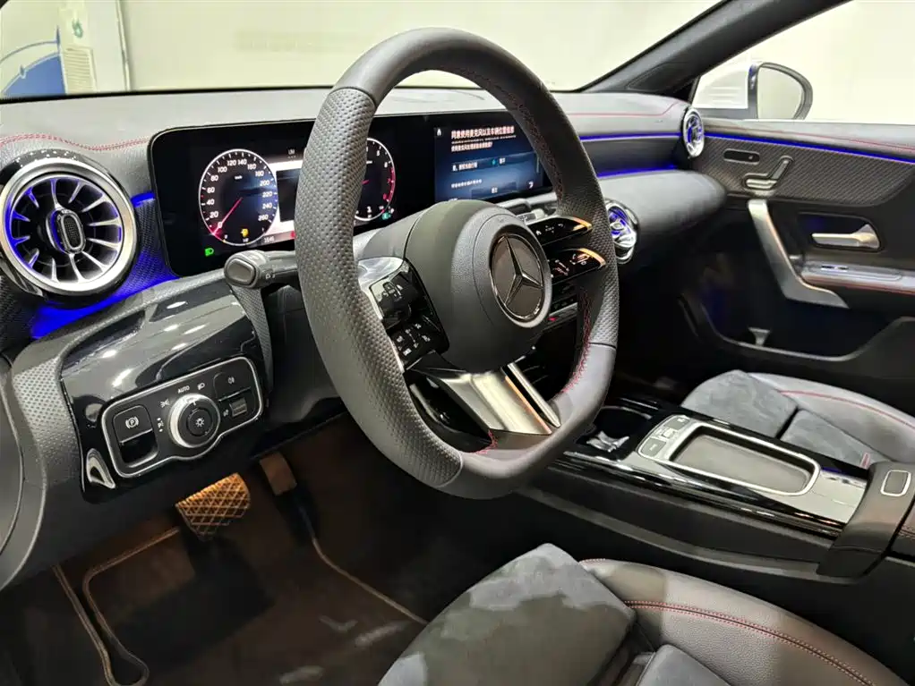 Mercedes-Benz A-Class 2026 — фото 14