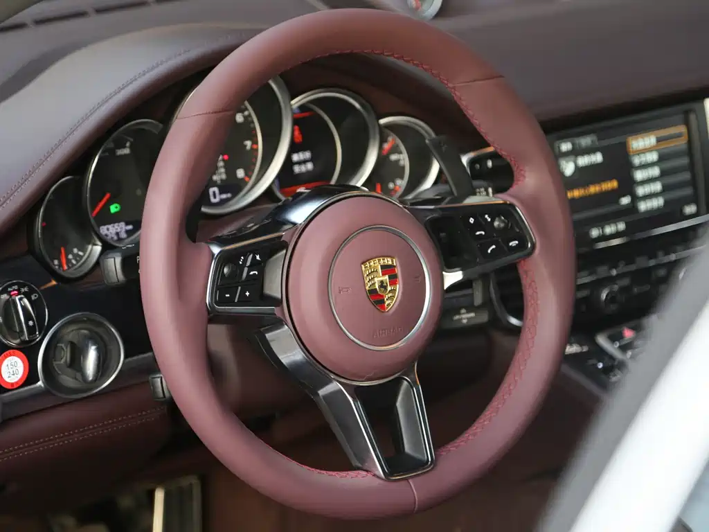 Porsche Panamera 2015 — фото 16