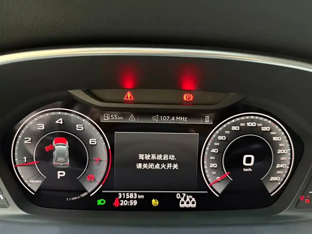 Audi Q3 2023 — фото 10