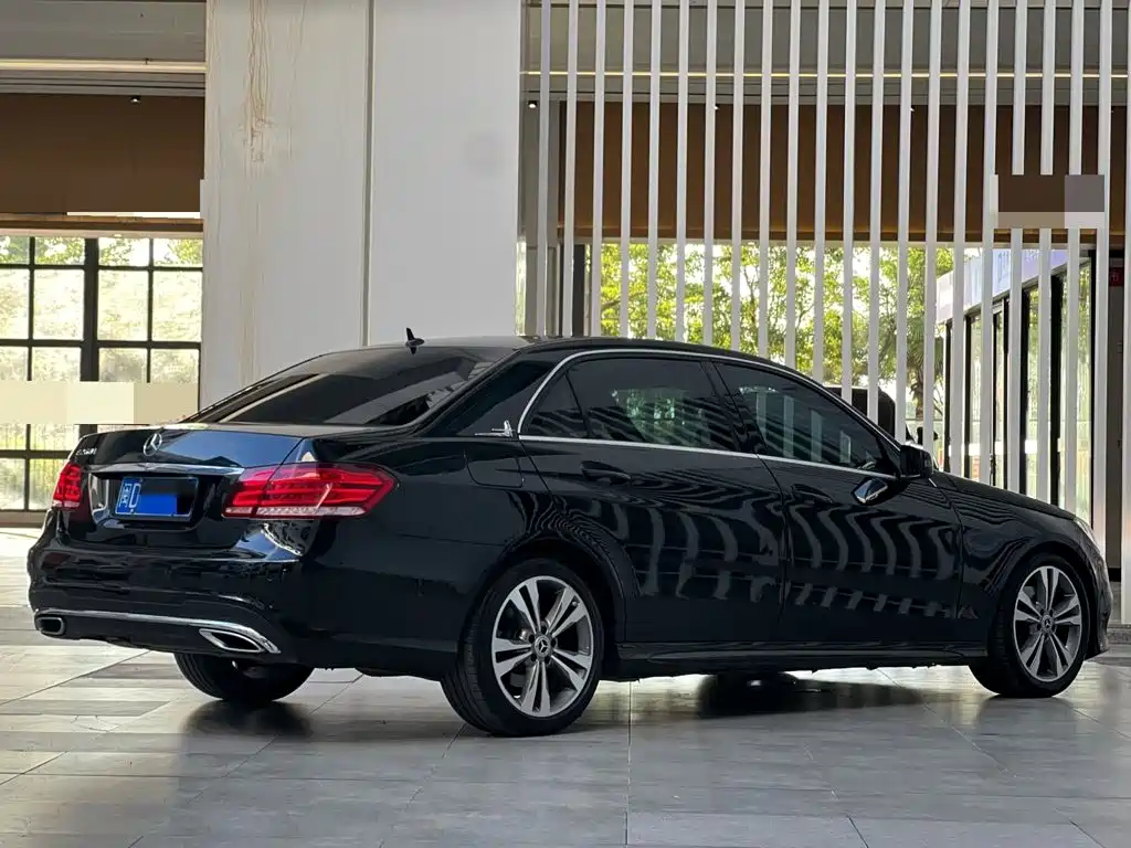 Mercedes-Benz E-Class 2014