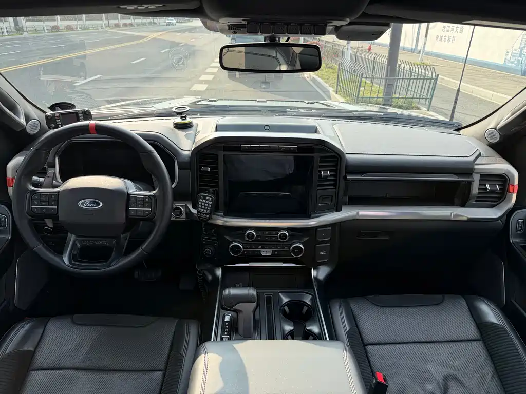 Ford F-150 Raptor 2023 — фото 11