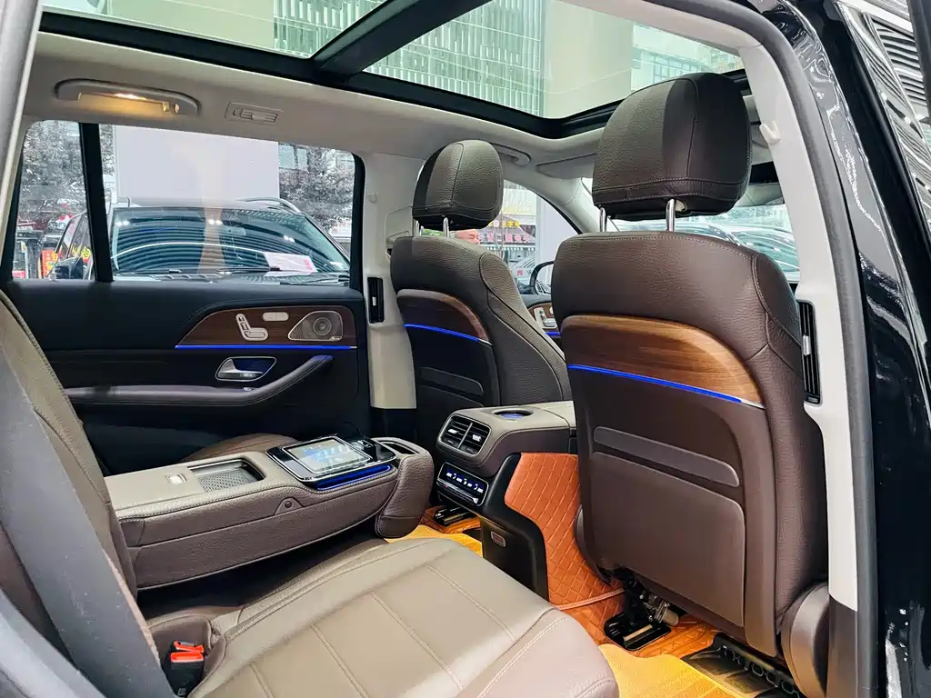 Mercedes-Benz GLS 2023 — фото 19