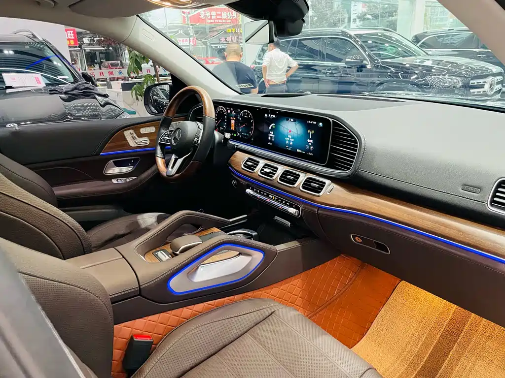 Mercedes-Benz GLS 2023 — фото 25