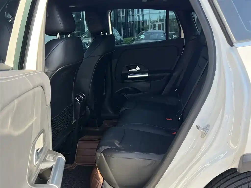 Mercedes-Benz GLA 2021 — фото 13