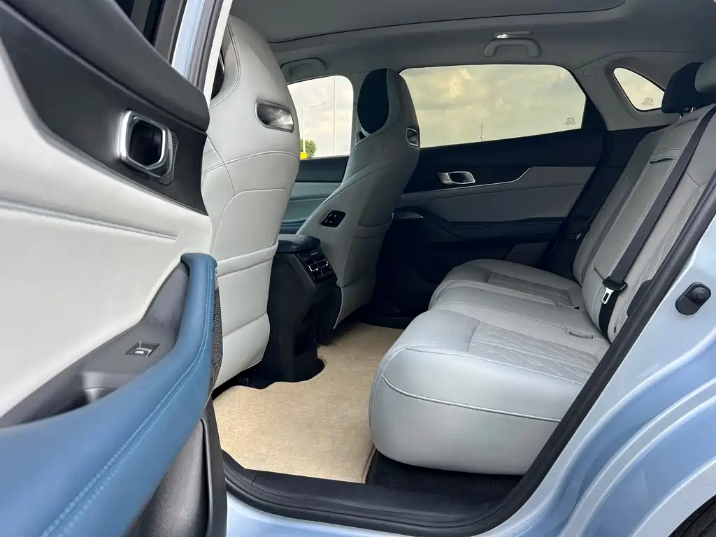 Changan UNI-K Smart Electronic Idd 2022 — фото 13