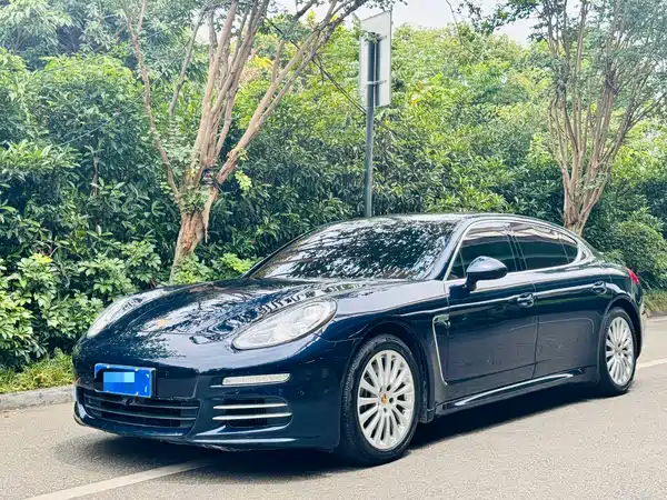 Porsche Panamera 2016