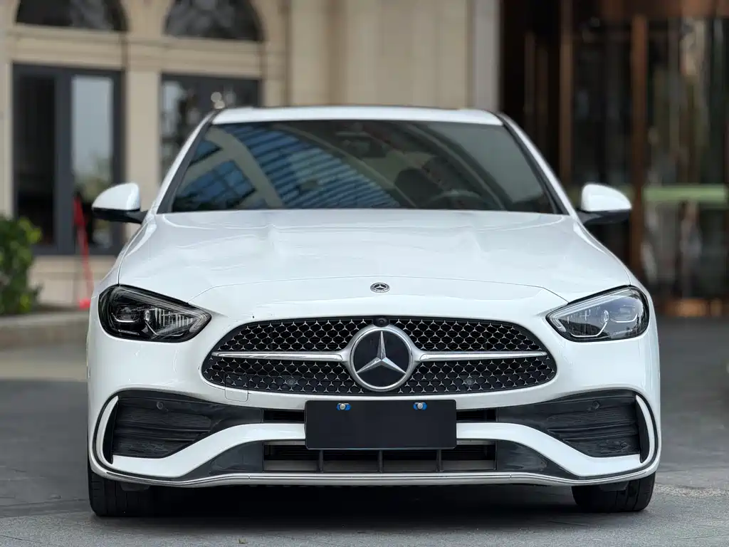 Mercedes-Benz C-Class 2023
