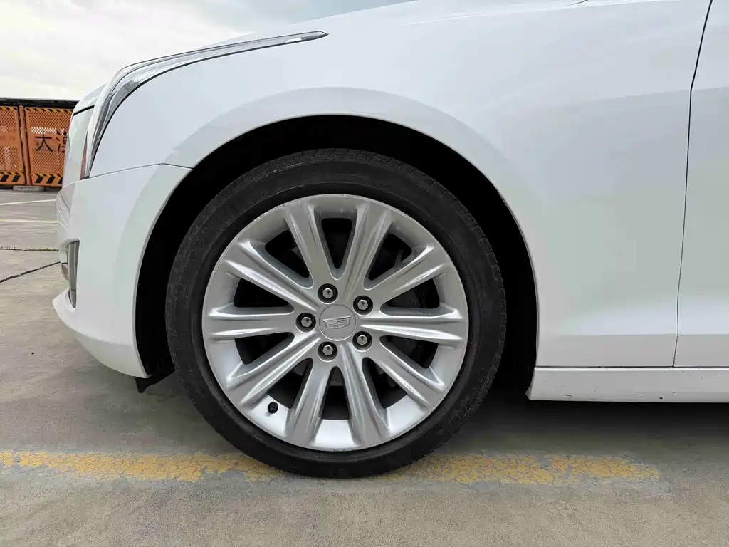 Cadillac ATS-L 2018 — фото 18
